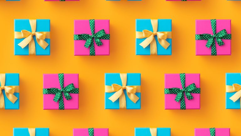 Gift exchange as an emotional multi-user application