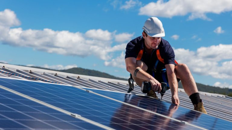 Digital premium and B2B applications: Together into the future of solar energy